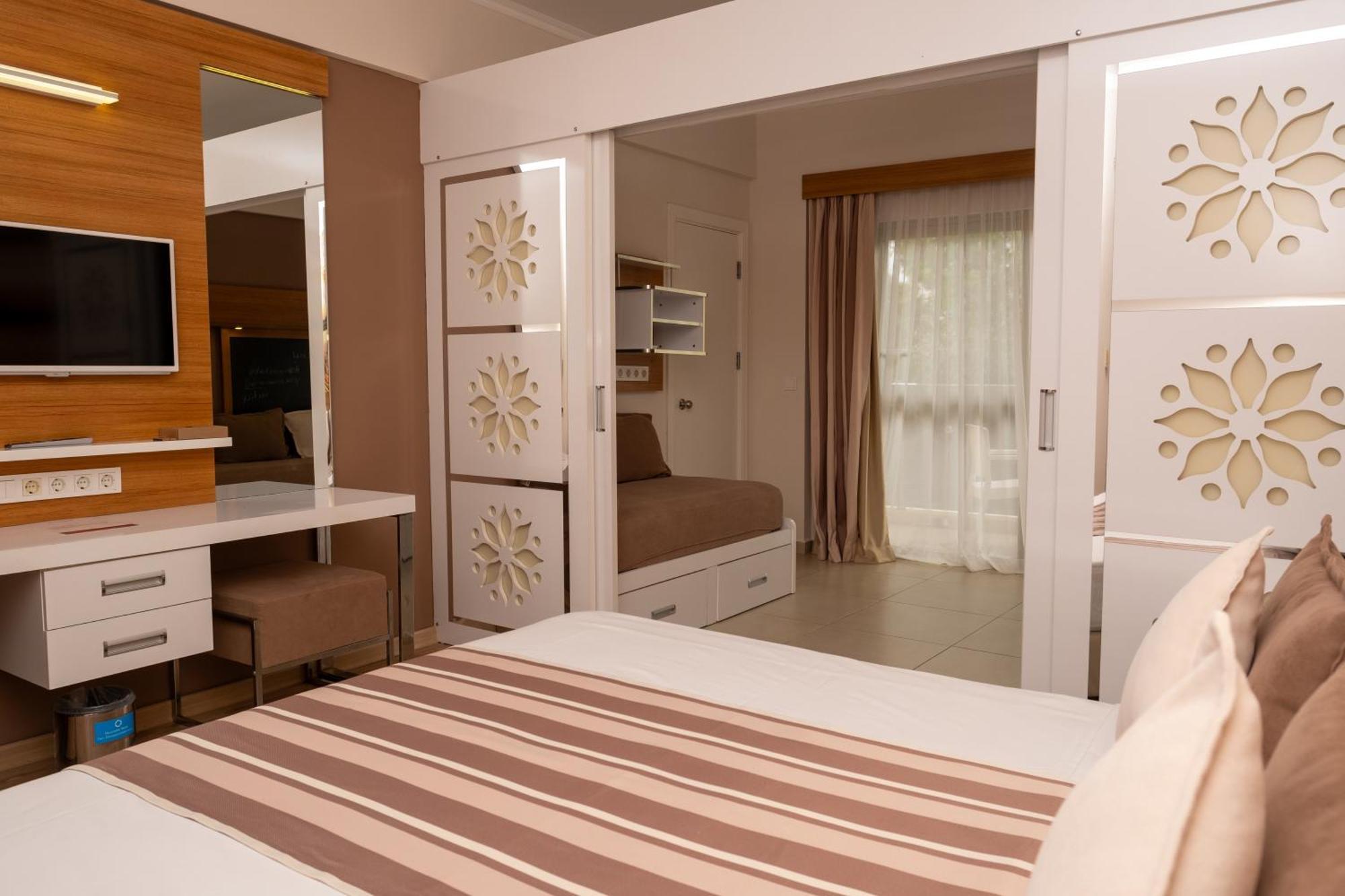 Holiday Village Tuerkiye دالامان المظهر الخارجي الصورة