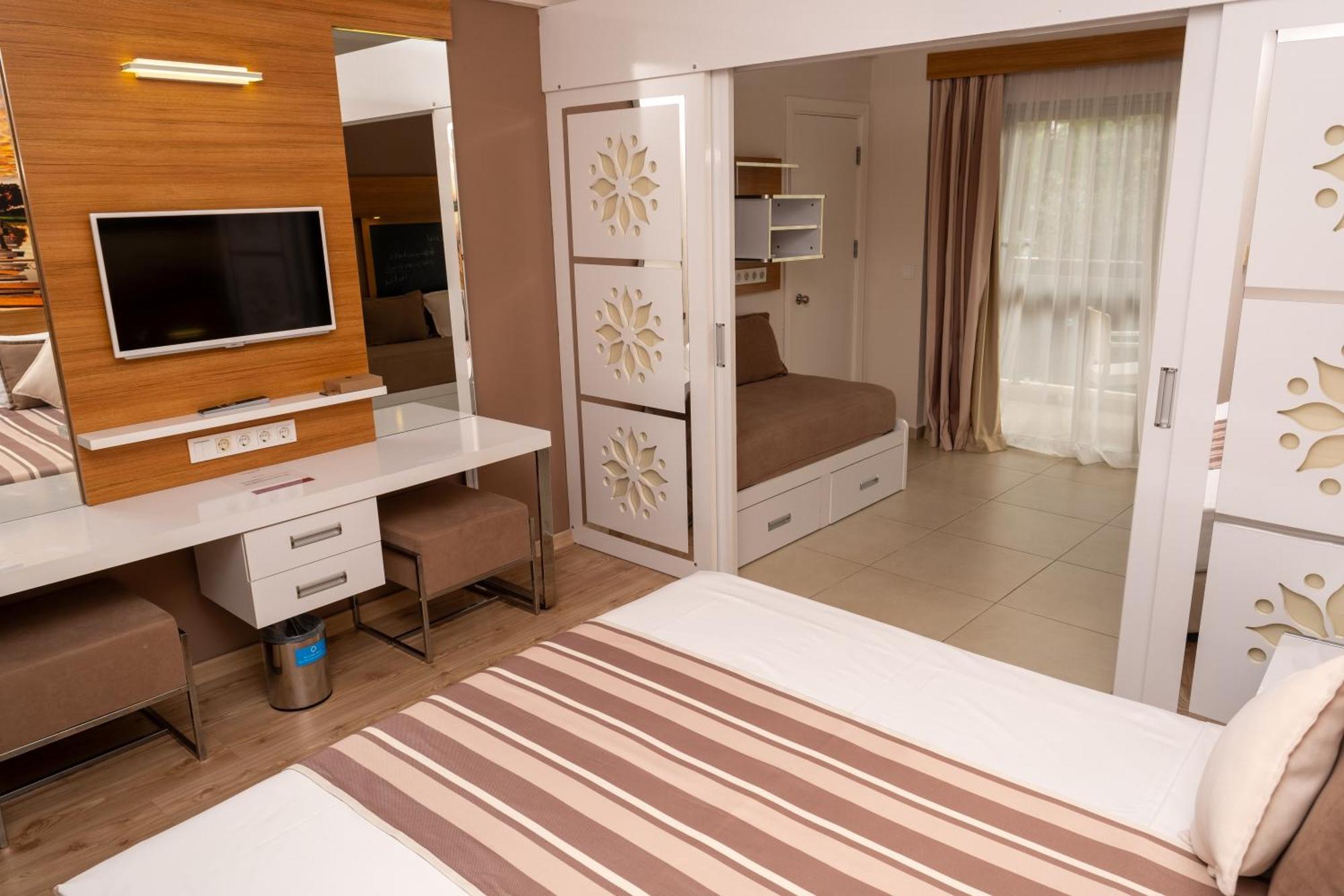 Holiday Village Tuerkiye دالامان المظهر الخارجي الصورة